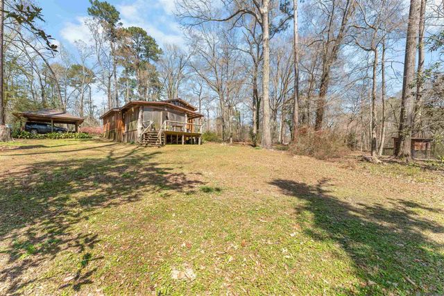 10894 Bains Rd, St Francisville, LA 70775