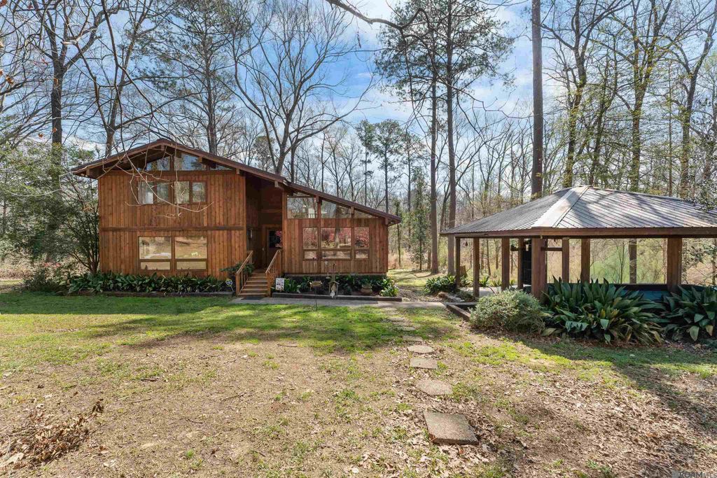 10894 Bains Rd, St Francisville, LA 70775