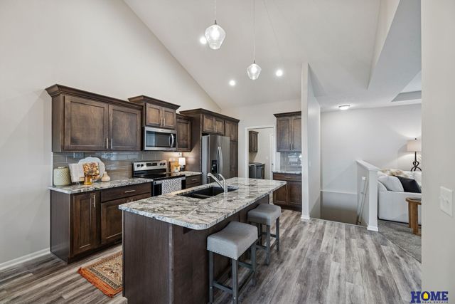 3840 Cabo Drive, Lincoln, NE 68516