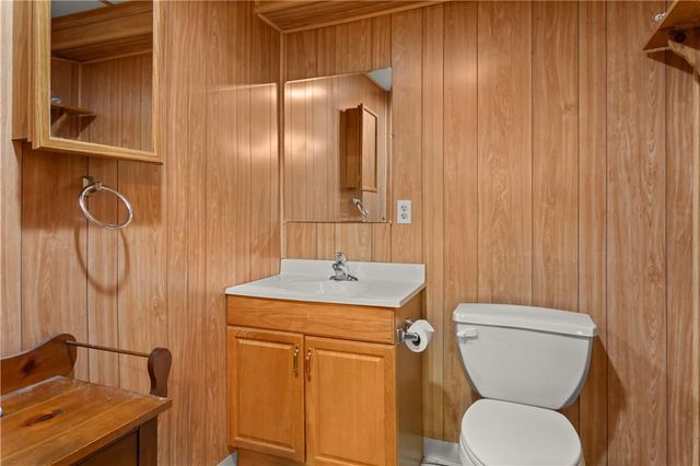 11813 E 47TH Terrace, Kansas City, MO 64133