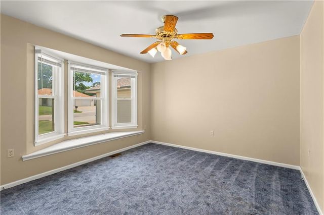 11813 E 47TH Terrace, Kansas City, MO 64133