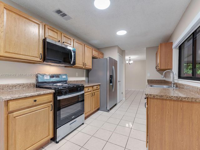 13360 SW 46th St, Miami, FL 33175