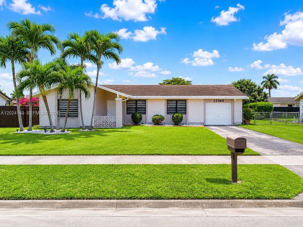 13360 SW 46th St, Miami, FL 33175