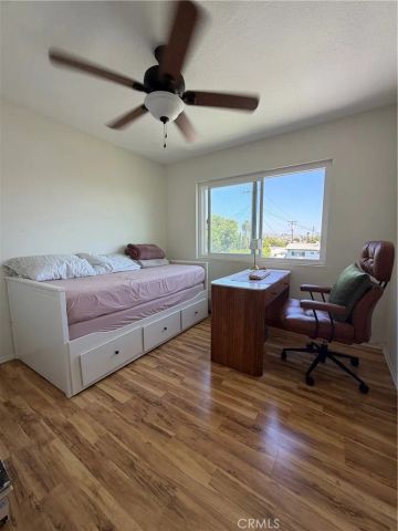 725 Coronado 206, Long Beach, CA 90804