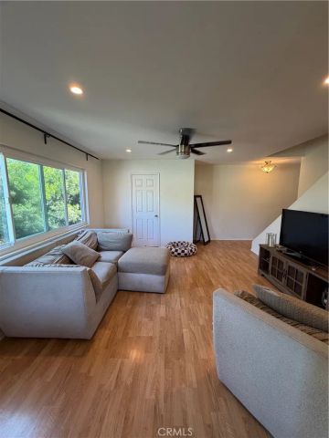 725 Coronado 206, Long Beach, CA 90804
