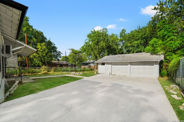 1510 S Presa, San Antonio, TX 78210