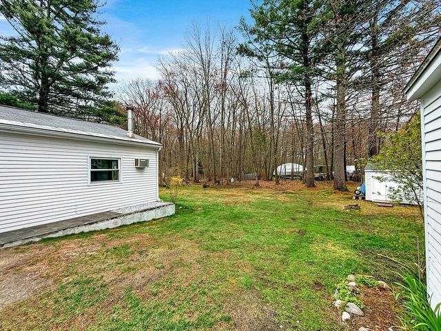 126 Beach Rd, Salisbury, MA 01952
