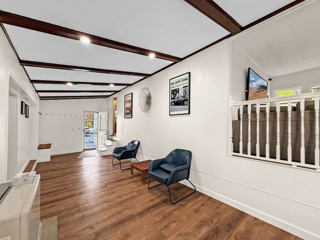 126 Beach Rd, Salisbury, MA 01952