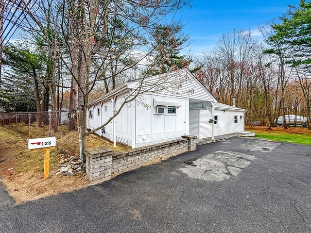 126 Beach Rd, Salisbury, MA 01952