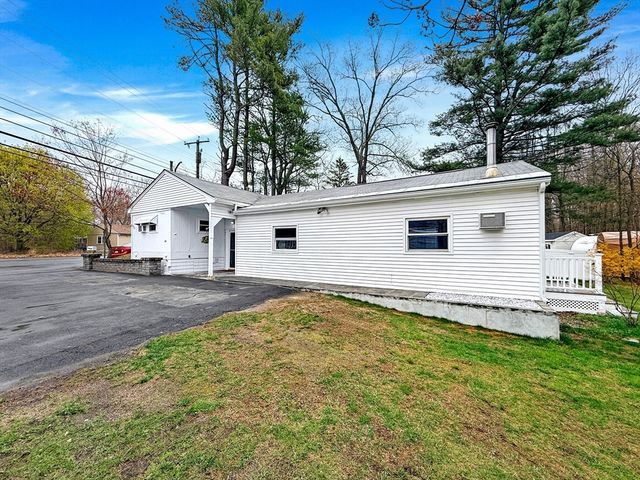 126 Beach Rd, Salisbury, MA 01952