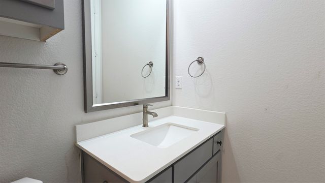 10870 Grayhead Drive, Frisco, TX 75035