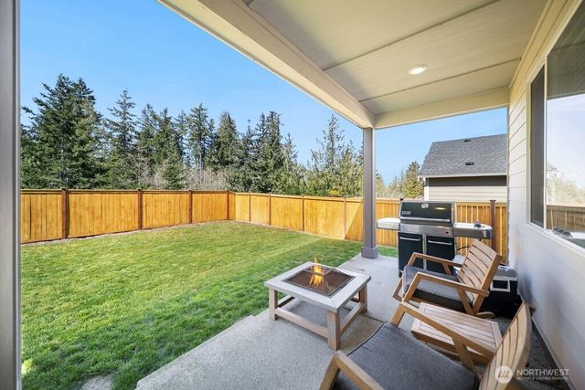 937 Panoramic Loop, Bremerton, WA 98312