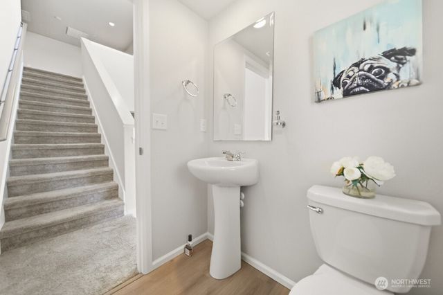 937 Panoramic Loop, Bremerton, WA 98312