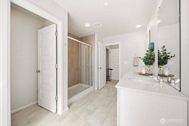937 Panoramic Loop, Bremerton, WA 98312