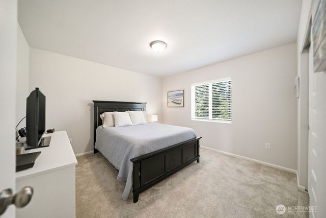 937 Panoramic Loop, Bremerton, WA 98312