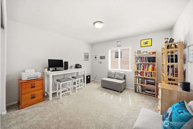 937 Panoramic Loop, Bremerton, WA 98312