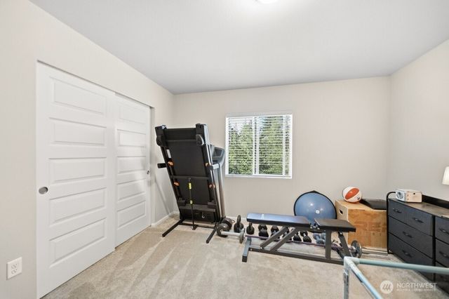 937 Panoramic Loop, Bremerton, WA 98312