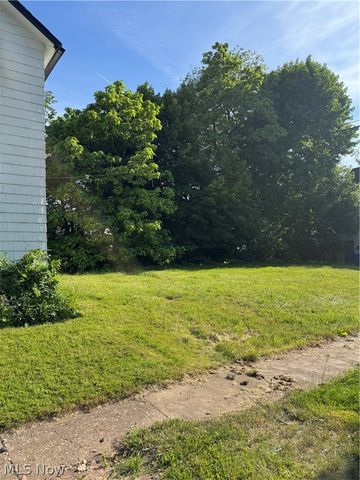 9518 Benham Avenue, Cleveland, OH 44105