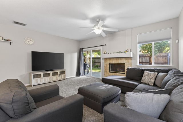 8232 Gold Sierra Ct, Antelope, CA 95843