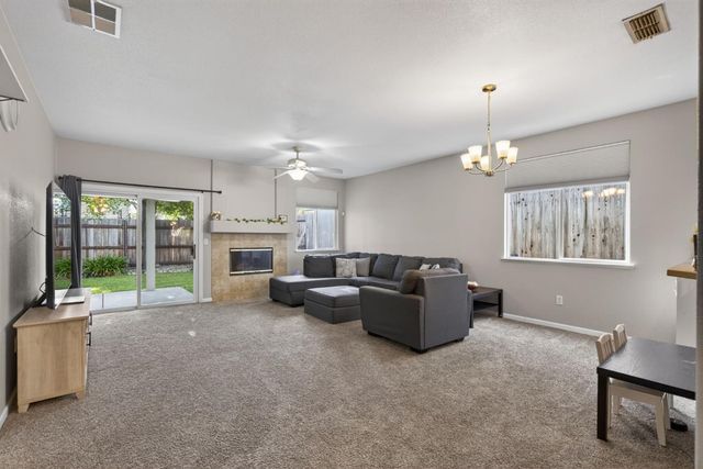 8232 Gold Sierra Ct, Antelope, CA 95843