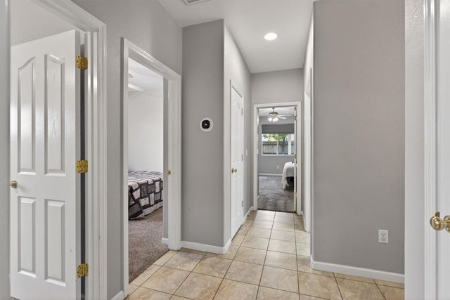 8232 Gold Sierra Ct, Antelope, CA 95843