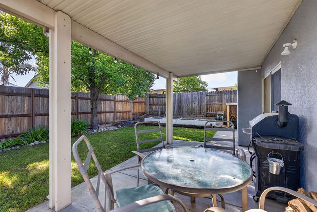 8232 Gold Sierra Ct, Antelope, CA 95843