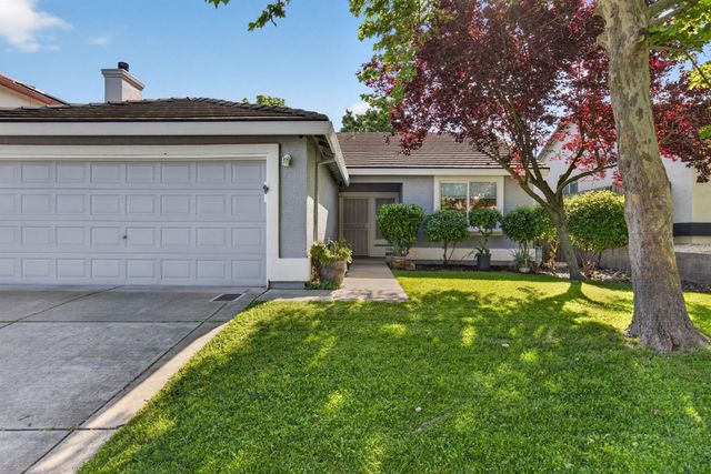 8232 Gold Sierra Ct, Antelope, CA 95843