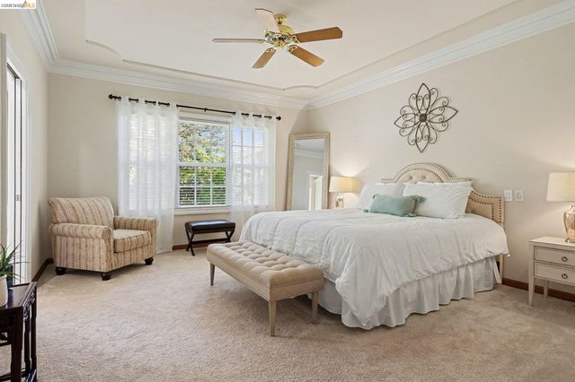 131 Loren Ln, Oakley, CA 94561