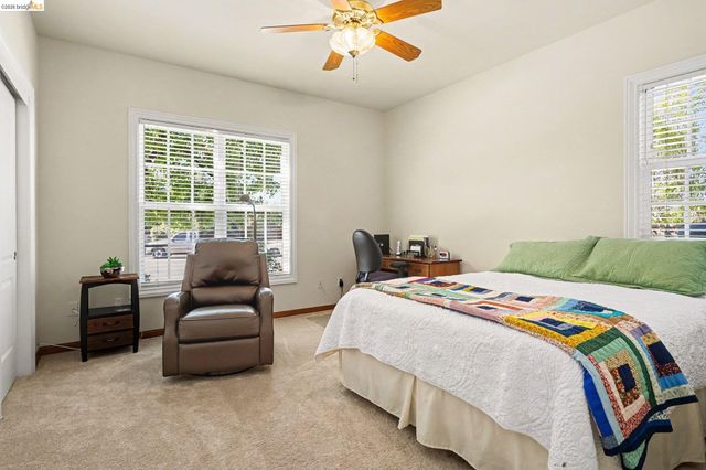 131 Loren Ln, Oakley, CA 94561