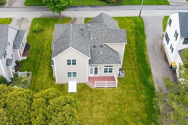 17 Russell Rd, Framingham, MA 01702