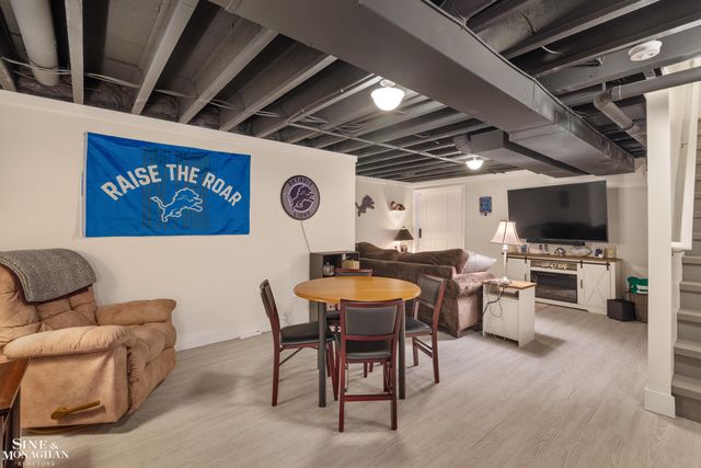 21622 Rosedale Street, St Clair Shores, MI 48080