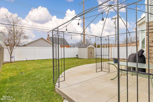 21622 Rosedale Street, St Clair Shores, MI 48080