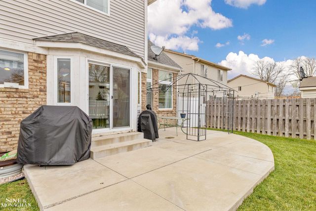 21622 Rosedale Street, St Clair Shores, MI 48080