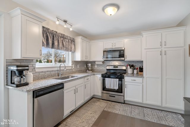 21622 Rosedale Street, St Clair Shores, MI 48080