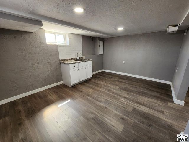 611 E Pitkin Ave, Pueblo, CO 81004