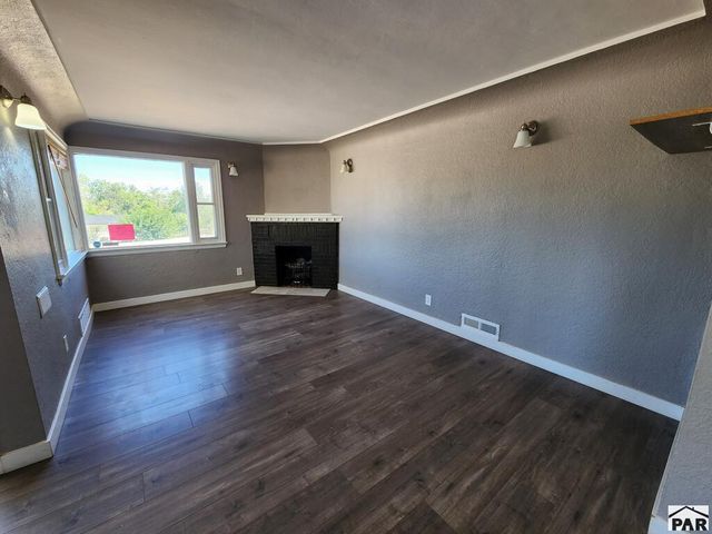 611 E Pitkin Ave, Pueblo, CO 81004