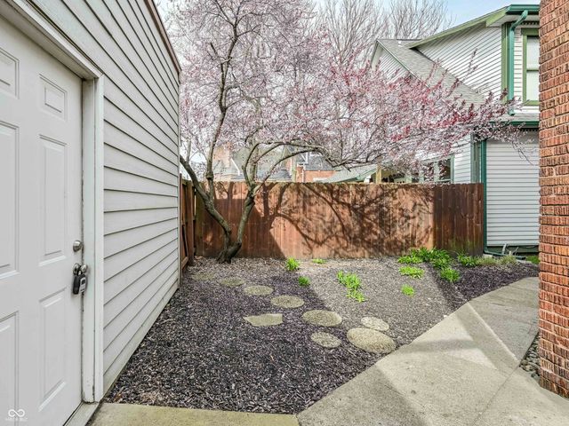 549 Fletcher Avenue APT 2, Indianapolis, IN 46203