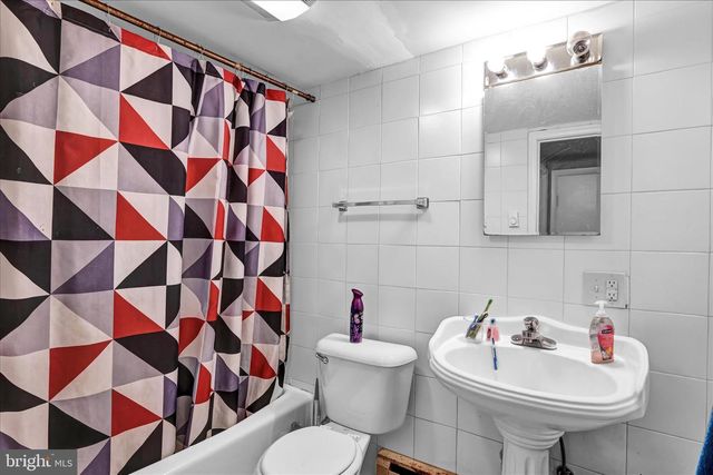 539 LINDEN AVE, York, PA 17404