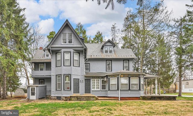 539 LINDEN AVE, York, PA 17404