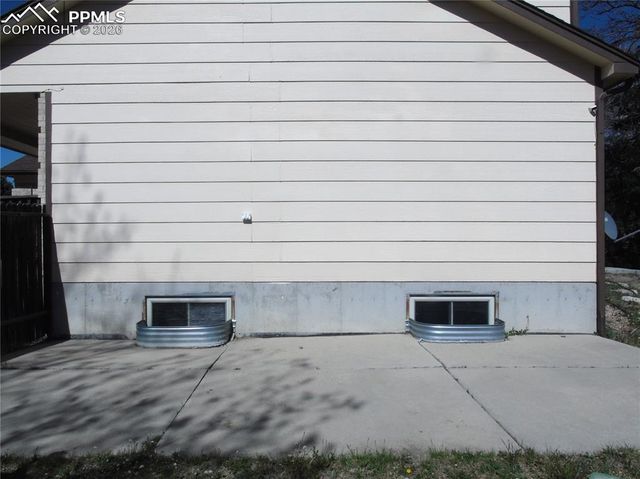 2945 Frazier Lane, Colorado Springs, CO 80922