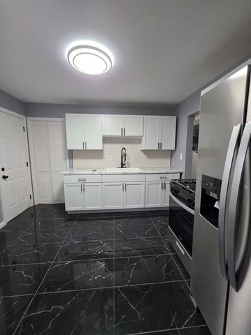 15603 Park Lane, South Holland, IL 60473