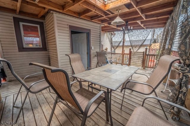 25 Goodwin Ave, Newark City, NJ 07112