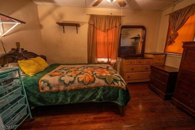 25 Goodwin Ave, Newark City, NJ 07112