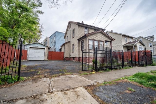 25 Goodwin Ave, Newark City, NJ 07112