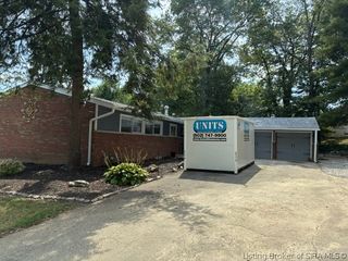 1233 Vance Avenue, New Albany, IN 47150