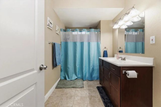 6698 Montclair Drive, Riverside, CA 92504