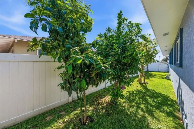 6698 Montclair Drive, Riverside, CA 92504