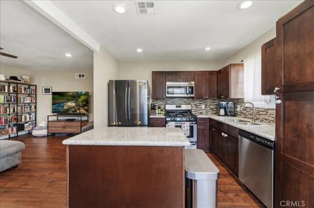 6698 Montclair Drive, Riverside, CA 92504