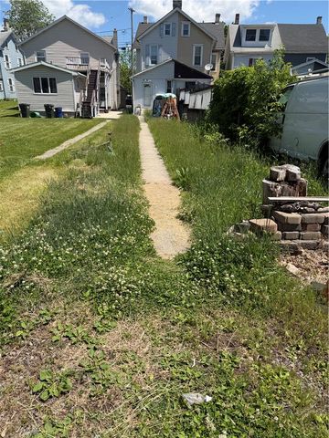 236 West Main Street, Bath Boro, PA 18014