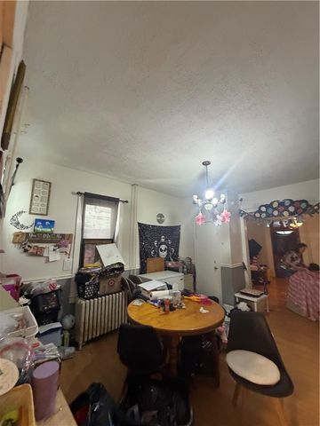236 West Main Street, Bath Boro, PA 18014
